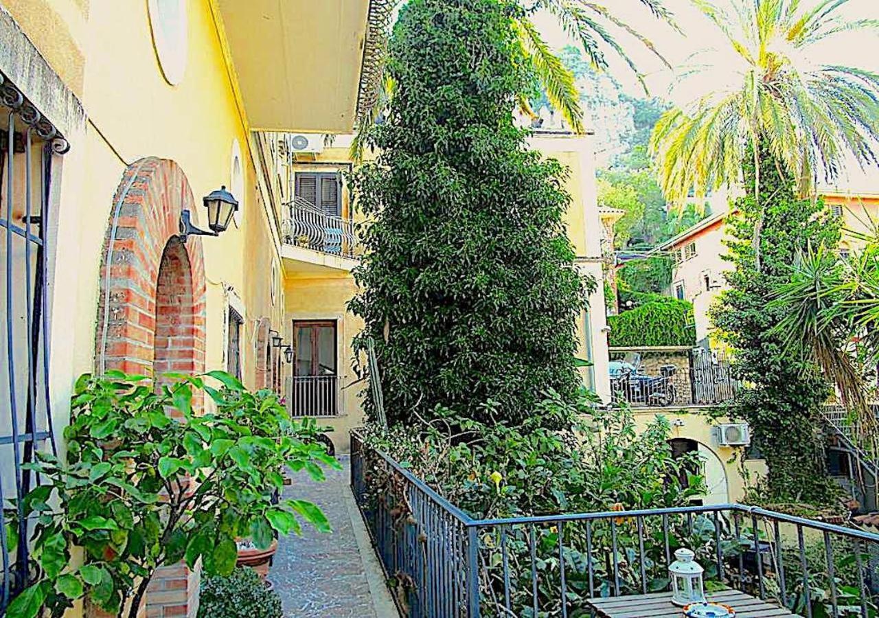 טאורמינה Arche Apartment מראה חיצוני תמונה